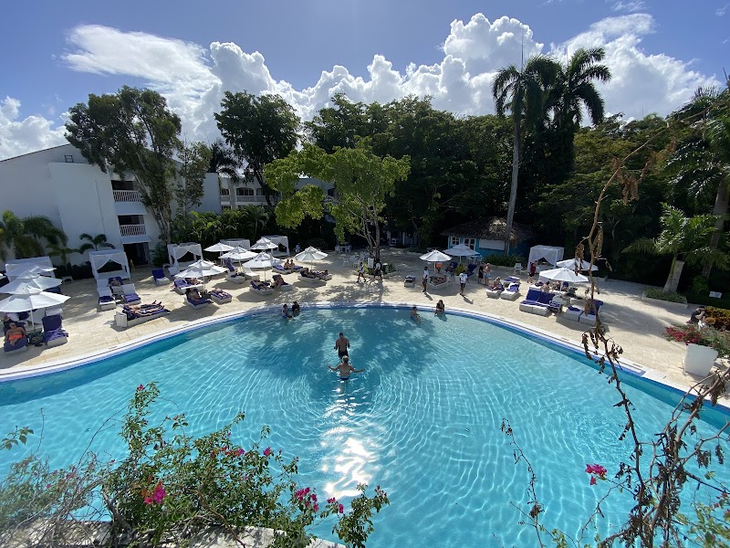 Viva Wyndham V Heavens thumbnail 3