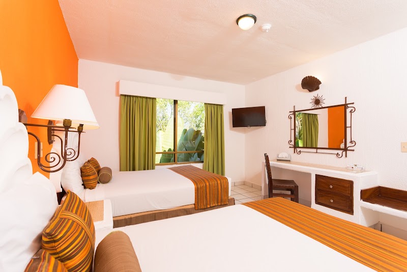 Las Palmas By The Sea thumbnail 2