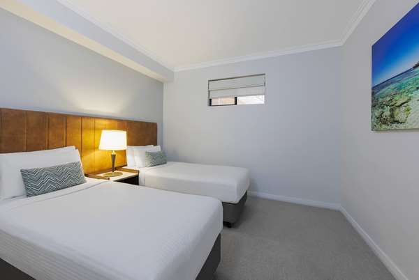 Viva Wyndham Tangerine thumbnail 2