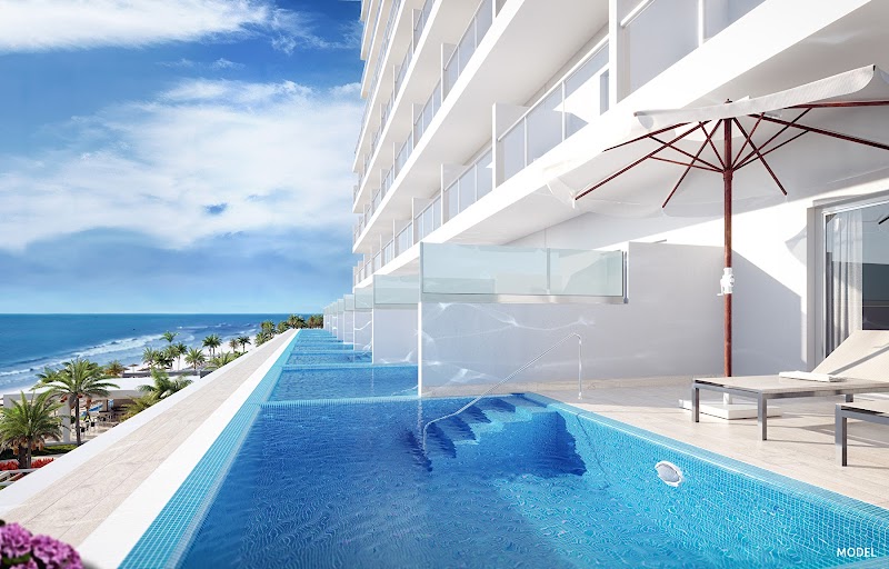 Hotel Riu Ventura thumbnail 3