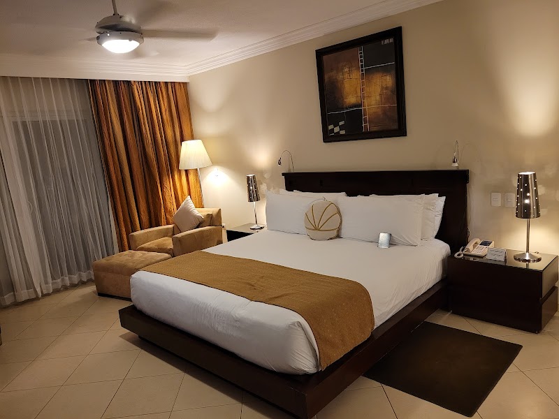 Presidential Suites by Lifestyle - All Inclusive thumbnail 2