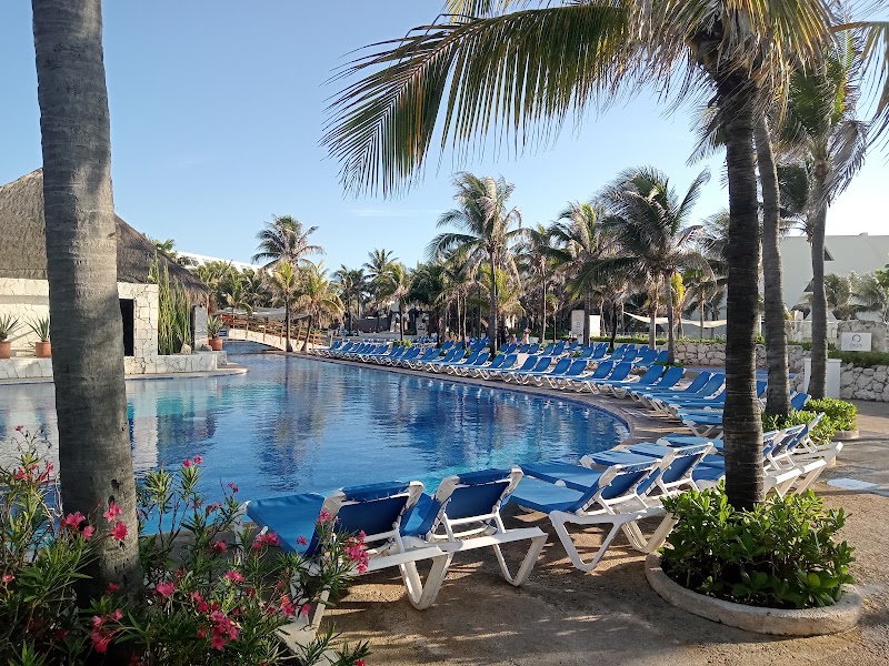 The Pyramid Cancun thumbnail 3