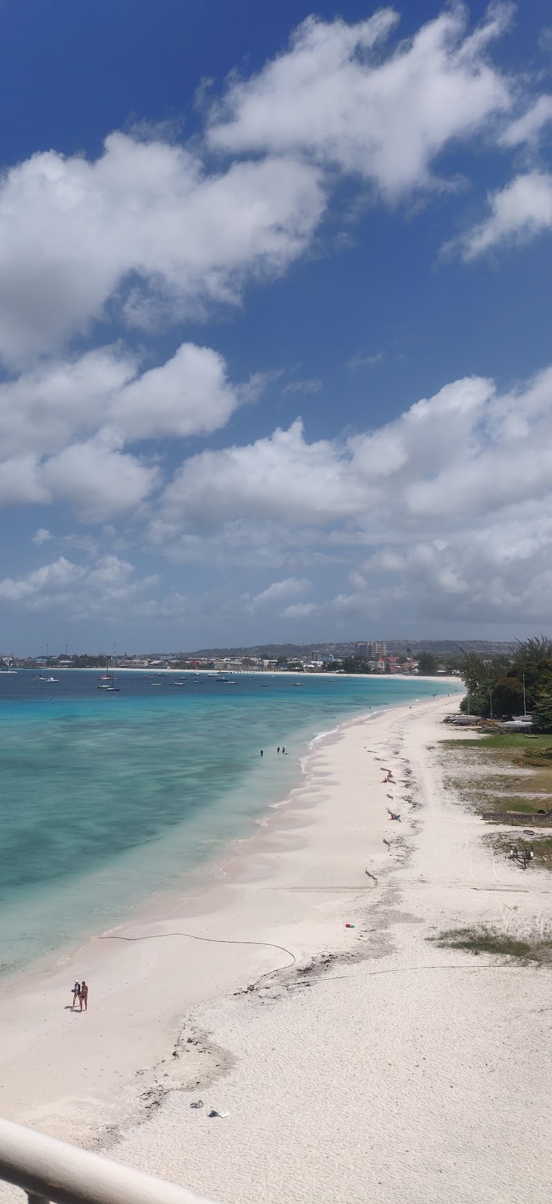 Island Inn Hotel thumbnail 5