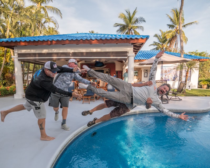 Pacific Fins Resort & Marina thumbnail 2