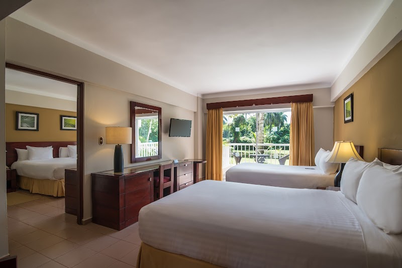 Occidental Caribe thumbnail 2