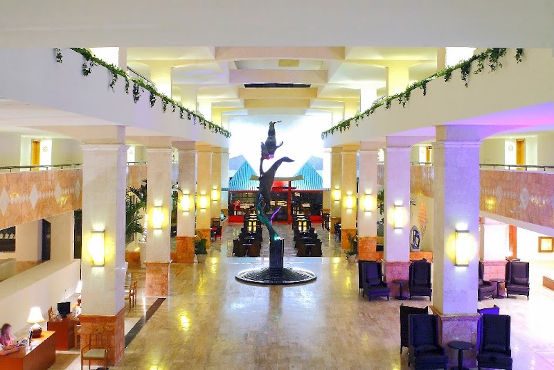 Golden Parnassus All Inclusive Resort & Spa Cancun thumbnail 5