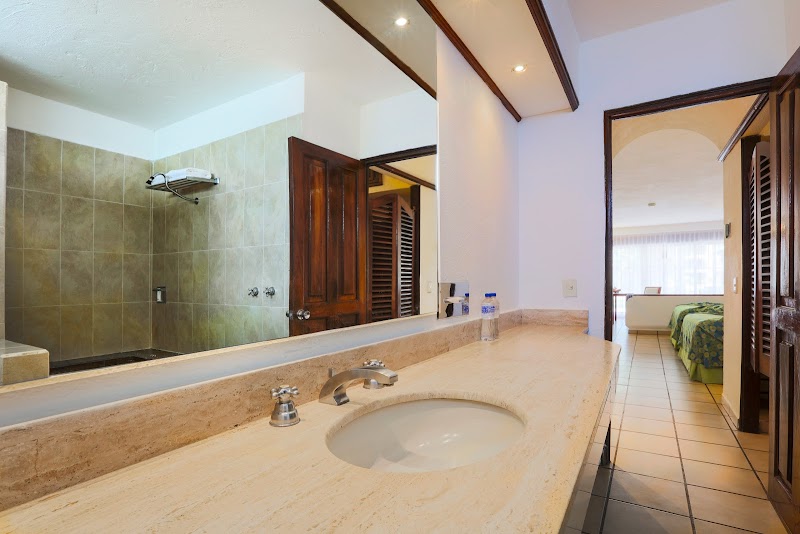 Hotel Krystal Puerto Vallarta thumbnail 4