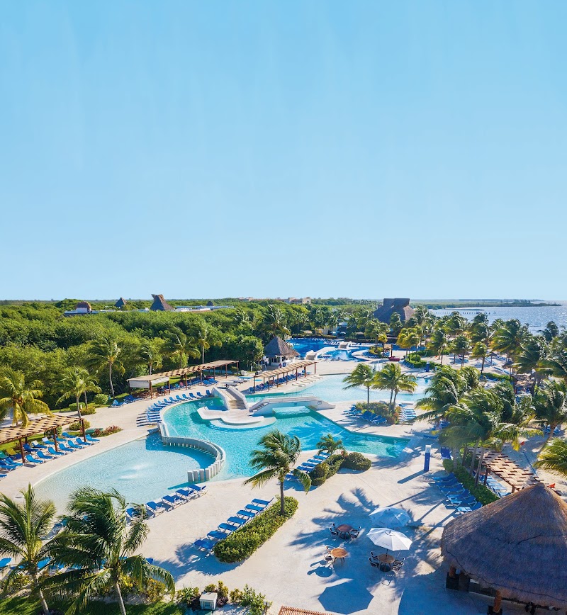 BlueBay Grand Esmeralda thumbnail 5