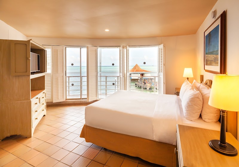 Decameron Aquarium thumbnail 5