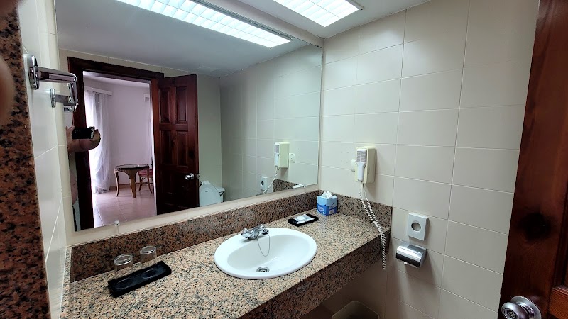 Playabachata Spa Resort thumbnail 4