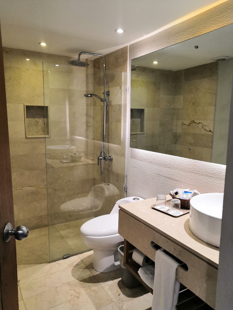 Casa Marina Beach & Reef thumbnail 4