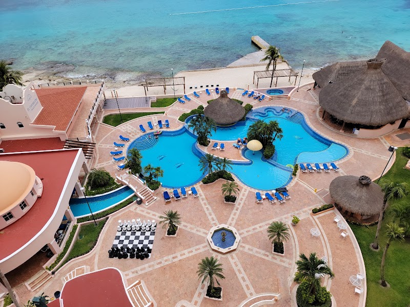 Hotel El Cozumeleno Beach Resort thumbnail 3