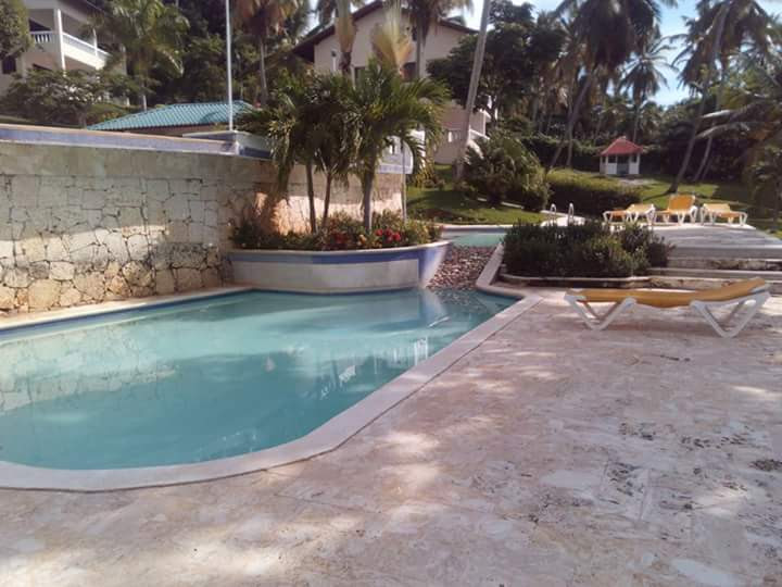 La Tambora Beach Resort thumbnail 2