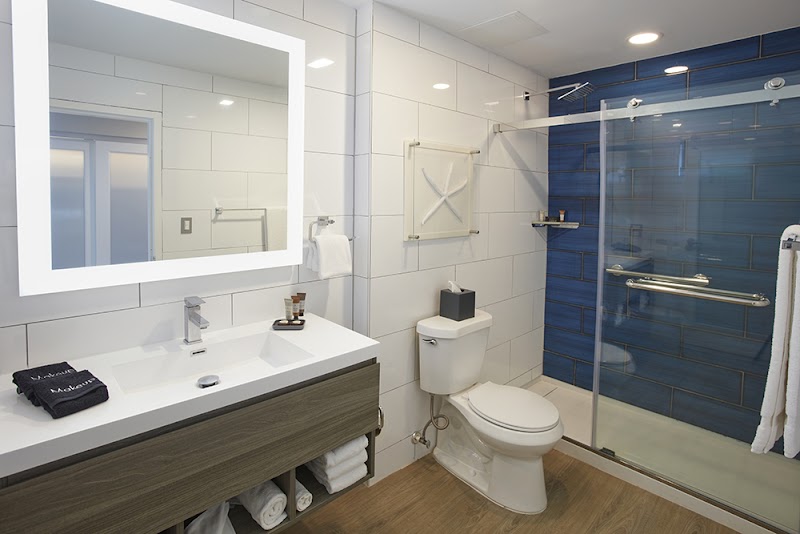 Divi Carina Bay Beach Resort & Casino thumbnail 4