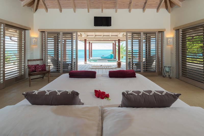 Jolly Beach Antigua thumbnail 2