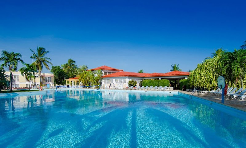 Hotel Los Cactus thumbnail 3