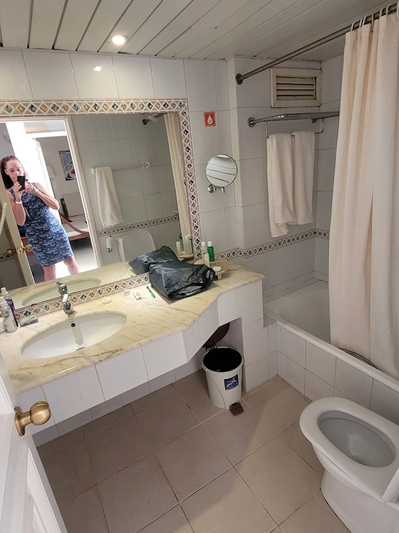 Hotel Los Cactus thumbnail 4