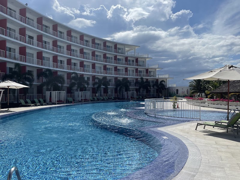 Grand Decameron Cornwall Beach, A Trademark All-Inclusive Resort thumbnail 5