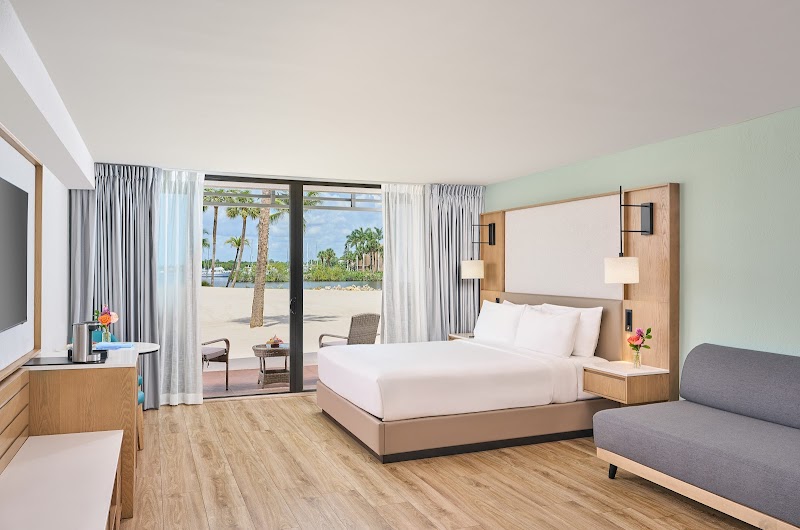 voco Sandpiper All-inclusive Resort thumbnail 2