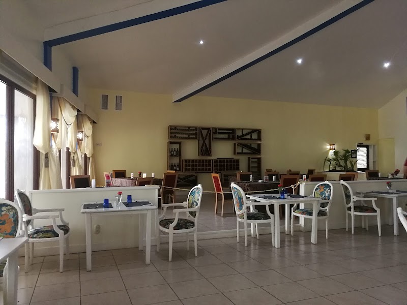 Fantasy Island Beach Resort Dive And Marina thumbnail 5