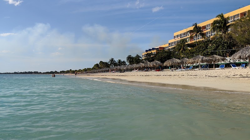 Hotel Club Amigo Ancon thumbnail 4